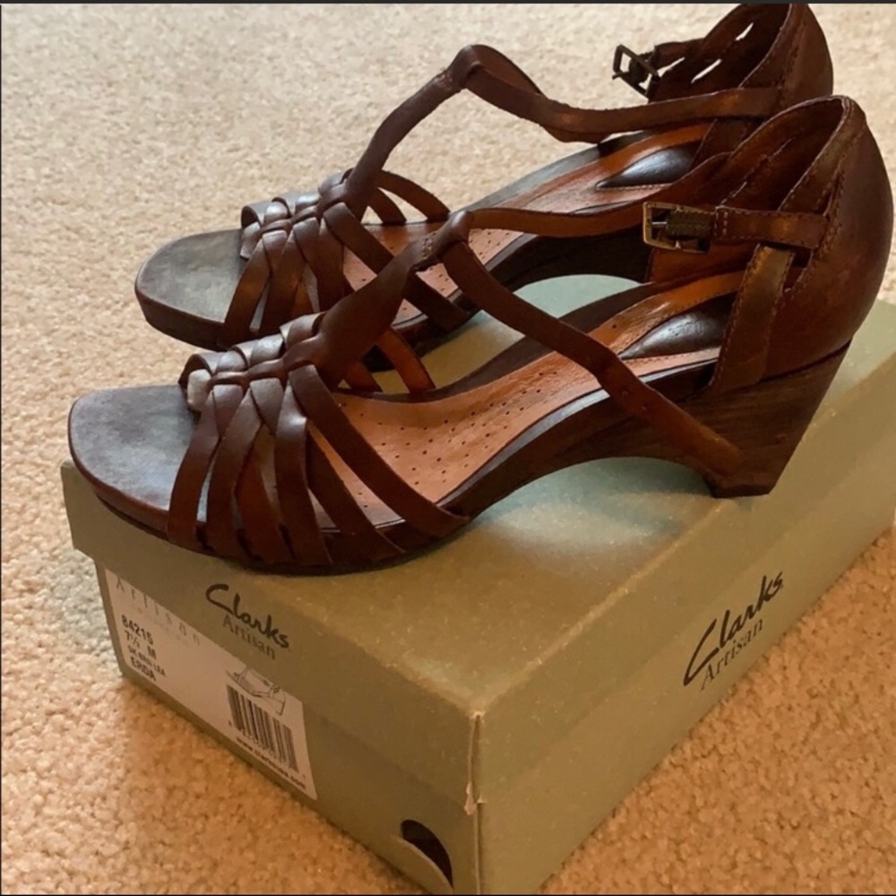 NWT Clark’s Artisan Erda sandal